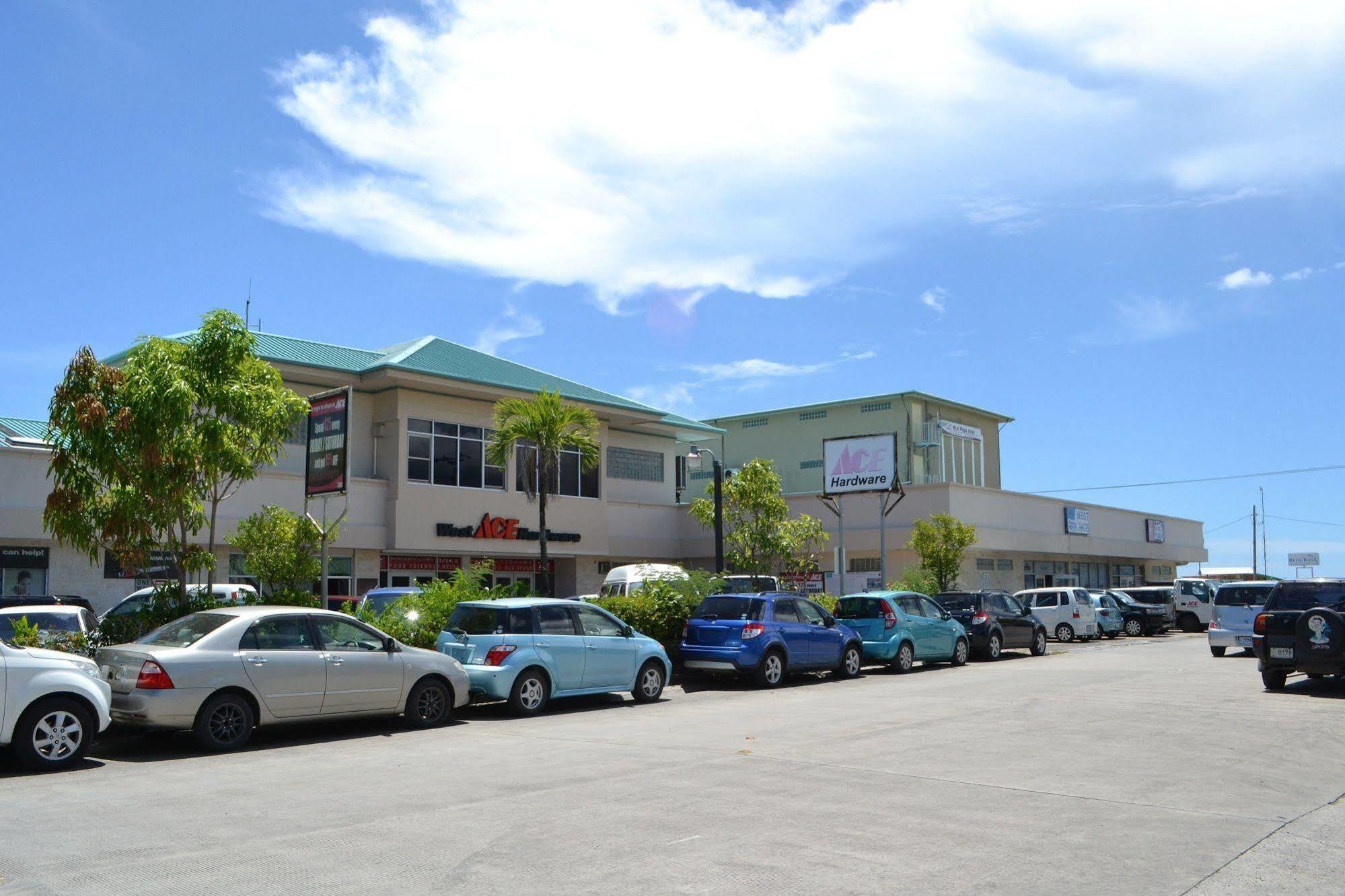 West Plaza Coral Reef Hotel Koror Exterior photo
